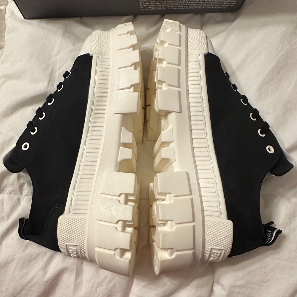 Palladium Revolt Low Textile Chunky Sneakers - NIB - Picture 9 of 16